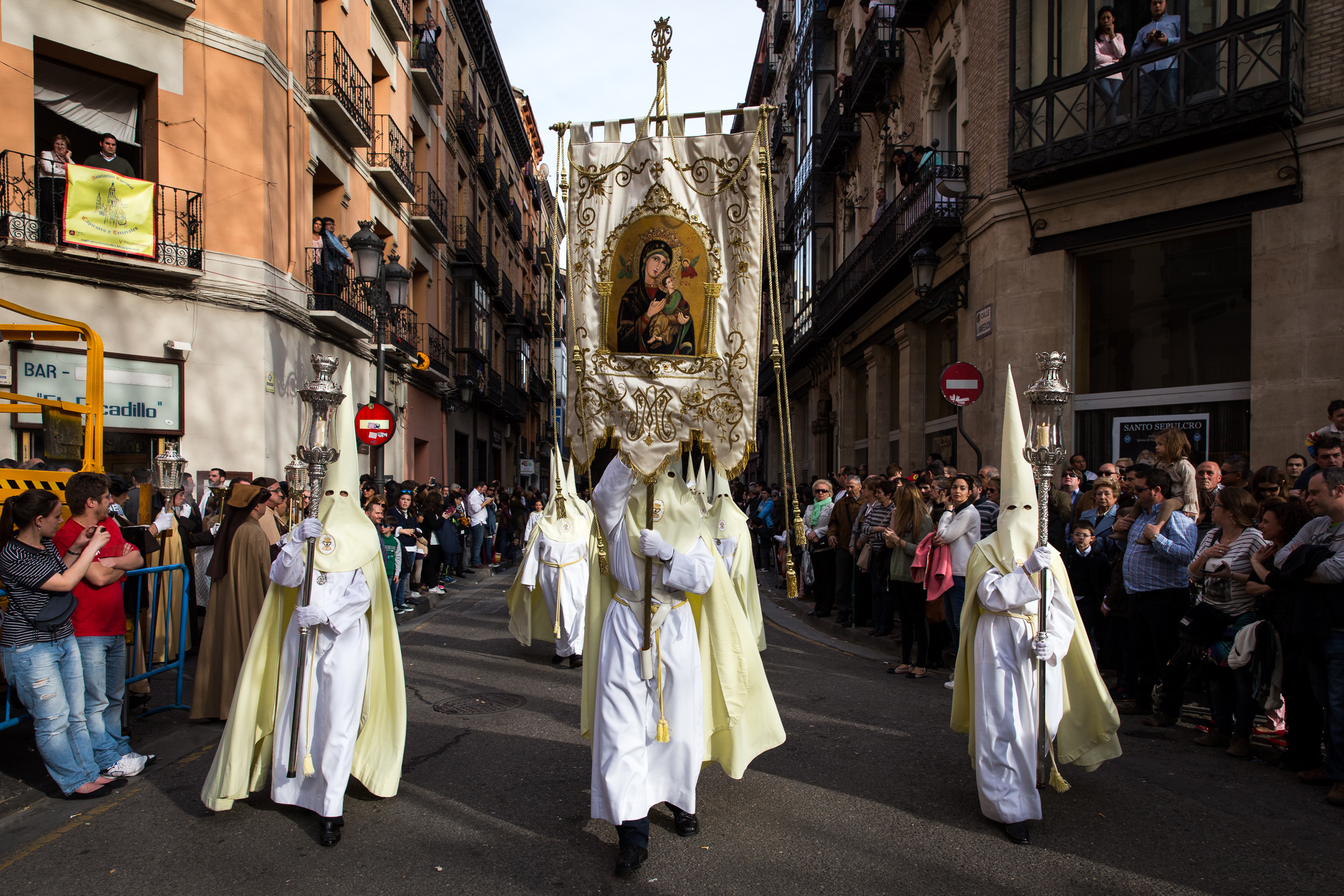 01_Zaragoza_Semana_Santa_Procession_by_Davide_Camesasca